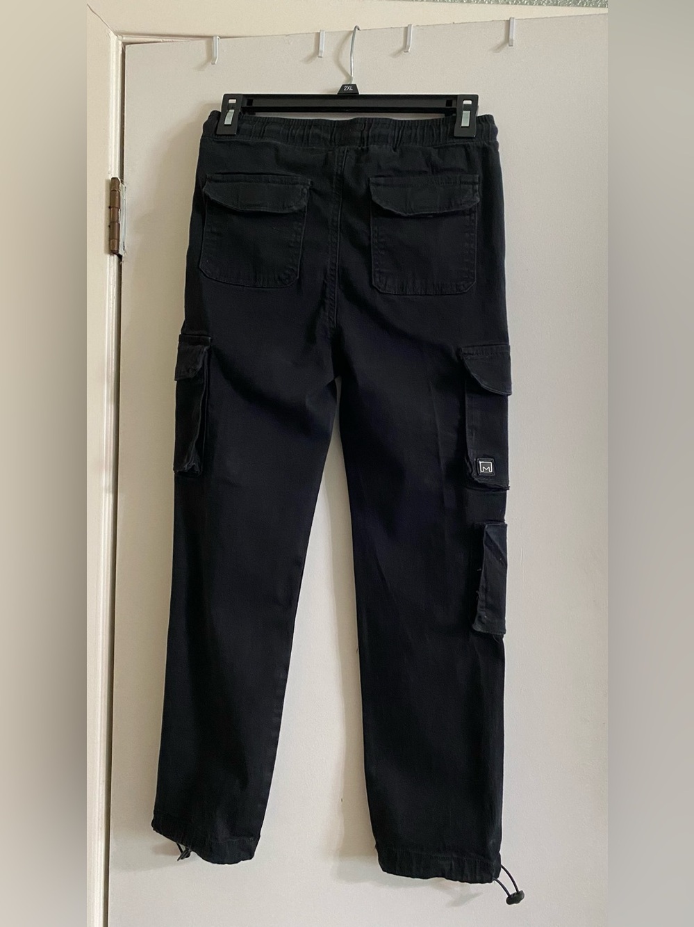 Michael Strahan Men's Black Cargo Jogger Pants - Elastic Waist - Picture 3 of 13